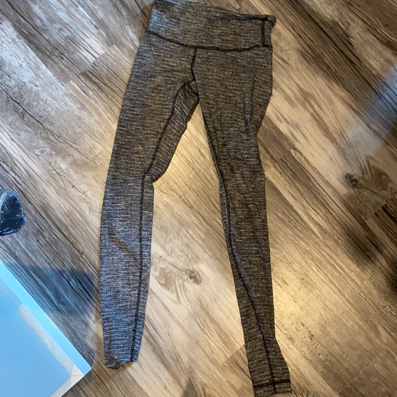 Lululemon leggings - Picture 3 of 4